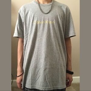 CLAVIN KLEIN TSHIRT